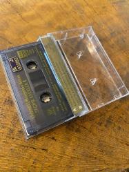 ZÜLFÜ LİVANELİ -  SEÇME ESERLER 4 / HOŞ GELDİN BEBEK - KASET