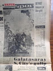 Zafer Gazetesi - Turkish Newspaper - 12 Mayıs 1962 - liderlerin dünkü toplantısında af için bir netice alınamadı - Üç parti umumi afta ısrar ediyor - Türk İş Birinci bölge temsilcisi İsmail Topkar basın toplantısında fotoğraf - Kızılay hemşire okulu kep giyme töreni  - Cumhuriyet Halk Partisi'nin af için yaptığı teklif nefret uyandırdı - Cemal Gürsel af lazım dedi - Ticaret odası Servet beyanını istemiyor - Kızılay Eyüp şubesi 1100 kişiyi giydirdi - Florence Nightingale'nin doğum yılı kutlandı - Hz Muhammed Mustafa derleyen ve yazan Ahmet Mümtaz Kafdağlı Yazı Dizisi - kaytaran turistler yazan Va Nu - burç falınız - Rejisör Alfred Hitchcock son filminde kuşlarla insanları çarpıştırıyor Fotoğrafı - kolalı gömlek giymekten nefret eden bir aktör George Hamilton Fotoğrafı - bayramda dükkanlar kapanmayacak - Galatasaray Stoke City'e  galip - emirgan'daki güreşçiler havuz başında bir arada görülüyor fotoğraf - milli lig'de bugün baraj korkusu gün geçtikçe devleşiyor - Suat Mamat fotoğraf