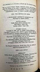One, Two, Buckle My Shoe: A Hercule Poirot Novel (Also publised as The Patriotic Murders and An Overdose of Death) - English - Softcover - Agatha Christie - Berkley Books