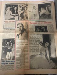 ZAFER GAZETESİ HAFTA SONU İLAVESİ DOĞUM GÜNÜ HEDİYESİ- 28 ŞUBAT 1954 - TURKİSH NEWSPAPER -Esat Ataç-Mona Freeman-Edgar Poe-Suna Korad-Sadi Günel-Refik Halid Karay-Orhan Kemal Yüregir-M. Şerif Alyanak-George Severo-Danielle Darrieux-Marlon Brando-Marlene Dietrich-Orhan Günek-Agatha Christie-Müzehher Conker-Zeki Rıza Sporel Kör talih diye işte buna derler-İki sevgili-Kaşla göz arasında-Sinema haberleri-Tiyatro Opera Sanatkârlarımız Suna Korad-Bir mevsim sohbeti-Bir şiirin hikayesi-Hikaye Kıskançlık-Hayatımın en zor dakikaları-Kısa sinema haberleri-Sinemanın dehşet çocuğu-Yeni çevrilen filmler-Her dem taze büyük anne-Kore’de kızılların elinde-İtalyanların kendilerine mal etmek istedikleri Türk artisti Orhan Günek’in başarıları-İstanbul sanat aleminde-Meşhur Danielle Darrieux pazar kronikleri-İmzasız mektupların esrarı-Dünya nelere gülüyor-Beşiktaş 3 Adalet 1-Hacettepe Güneşi 4-2 yendi-D. Spor A. Gücüne 5-4 galip geldi-Hakimiyet kupası futbol maçlarına dün başlandı-Balkan talebe spor festi