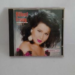CD Bülent Ersoy Orkide 1 albümü. Orijinal 1991 Türküola ALMAN baskı. Disk 10 üzerinden 9.5 Sorunsuz çalışıyor. Koleksiyonluk.