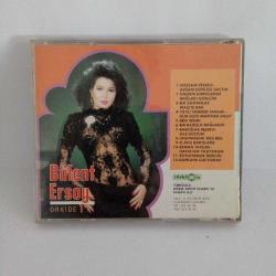 CD Bülent Ersoy Orkide 1 albümü. Orijinal 1991 Türküola ALMAN baskı. Disk 10 üzerinden 9.5 Sorunsuz çalışıyor. Koleksiyonluk.