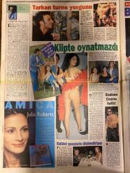 HAFTA SONU GAZETESİ DOĞUM GÜNÜ HEDİYESİ  ( Turkish Newspaper ) - 11 AĞUSTOS 1999 - TAM TAKIM 20 SAYFADIR -Hülya Avşar-Kayahan-Zehra-Sezen Aksu-Özer Ahıska-Uğur Güneri-Tarkan-Orhan Gencebay-Sevim Emre-Faruk Kocabaş-Kenan Doğulu-Bülent Ersoy-Cem Adler-Şebnem Özinal-Özgür Özgülgün-Salih Keçeci-Ajda Pekkan-Adnan Şenses-Selçuk Ural-Özcan Morgül-Hülya Avşar-Harika Avcı-Çelik-Özgü Kavruk-Sonay Saygın-Barış Kocaoğlu-Şebnem Ferah-Sertab Erener-Demir Demirkan-Sibel Tüzün-Fato-Güner Ümit-Serap Aksoy-Engin Koç-Çetin Cengiz-Ebru Gündeş-Gökhan Tepe-Ebru Güleryüz-Yasemin Kozanoğlu-Yavuz Bingöl-Serdar Ortaç-Serdar Ortaç-Burcu-Ayşegül Aldinç-Melda Doğan-Ceset Tezel-Pınar Aydınlar-Tolga Sağ-Güllü-Tuğyan-Gürol Gülter-Selin Avcı-Cengiz Karavan-Özdal Aslaner-Alinç Pakel-Bilir Kocabıyık-Nükhet Doğan-Esra Balamir-Cemser Tezel-Mustafa Altıoklar-Demet Şener-Arzu Yanardağ-Nadide Sultan-Hakan Ural-Sibel Küçük
