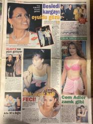 HAFTA SONU GAZETESİ DOĞUM GÜNÜ HEDİYESİ  ( Turkish Newspaper ) - 18 AĞUSTOS 1999 - TAM TAKIM 20 SAYFADIR -Nilüfer Kurt-Sharon Stone-Farrah Fawcett-Catherine Zeta Jones-Michael Douglas-Bruce Willis-Liv Tyler-Demi Moore-Sibel Can-Selami Şahin-Nalan-Ayşen-Neslihan Yargıcı-Pınar Aydın-Mesut Yar-Mahsun Kırmızıgül-Hamiyet Ayhan-Ayşegül Aldinç-Nurseli İdiz-Demet Şener-Aysun Kayacı-Eren Aysan-Nurdan Torun-Müjdat Gezen-Nükhet Duru-Yasemin Koşal-Yıldız Kenter-İzel Çeliköz-Burak Kut-Dilek Türkan-Ece Erken-Mahsun Kırmızıgül-Tuğba Hanım-İzzet Yıldızhan-Sabancı çifti-Hakan Ural-Sibel Can-Yeşim Salkım-Ajda Pekkan-Turhan Yükseler-Bülent Ersoy-Hüseyin Arman-Arman Uydaş-Yeşim Anıl-Funda Barın-Cem Adler-Müjdat Gezen-Nükhet Duru-Yasemin Koşal-Yıldız Kenter-İzel Çeliköz-Burak Kut-Yeşim Anıl-Arto