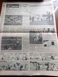 Hürriyet Gazetesi - Turkish Newspaper - 6 Aralık 1955 - dün yaptığı basın toplantısını 50 gazetecinin takip ettiği  Vali Fahrettin Kerim Gökay ayrılıyor - İstanbul valisi ve belediye başkan vekili ordinaryus Profesör Fahrettin Kerim Gökay basın kuşları ile konuşarak Gökay bilmecesini çözerken fotoğraf - Tevzi edilmek üzere 30 bin ton zeytinyağı geldi fotoğraf - mısır'dan kamyon kauçuk tops çuval ve yedek parça alıyoruz - elektrikli trenler eskilerden farksız - Demokrat Parti mebusları da meclise yeni bir seçim kanunu getiriyor - Mükerrem Sarol'un Demokrat partiden ihracı çıkmaza giriyor fotoğraf - Kısıklı soygunu - yavru kurtlar fotoğraf - aşk ve macera romanı Yasak Rüya çizen Faruk Geç - kalbimin kadınları yazan A.J. Cronin Yazı Dizisi - Hitleri ben yaktım yazan Heinz Linge Yazı Dizisi - Muammer Karaca'nın Cibali Karakolu - Turgay Şeren Ordu takımıyla pakistan'a gidecek fotoğraf - Beşiktaş bir Alman takımı getirtiyor - İngiltere lig maçları - milli namzetler çalışırken fotoğraf