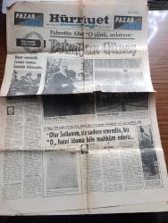 Hürriyet Pazar Extra Gazetesi - Turkish Newspaper - 10 Kasım 1963 - Fahrettin Altay o günü anlatıyor - Batmayan Güneş - Atatürk Dolmabahçe sarayı'nın bahçesinde fotoğraf - dolmabahçe'de ebedi uykusunda fotoğraf - Atatürk'ün idam fermanı fotoğraf - karar vermiştik cenaze namazı sarayda kılınacaktı - olur sultanım siz sadece emredin biz o haini idama bile mahkum ederiz yazan Metin Soysal - Damat Ferit - Atatürk'ü giydirenler anlatıyor - gömlekçisi Petro Martino anlatıyor fotoğraf - Atatürk'ün terzisi Jan Pilüris fotoğraf - giyimde kuşamda ifrata kaçmaz fanteziyi severdi - Atatürk'ün kunduracısı  Onufri Karkilidis fotoğraf - Atatürk'ün kullandığı iki marka yazan Mithat Sertoğlu - Büyük kurtarıcıya ait 3 hatıra - dünya basını Atatürk için neler yazmıştı - Doktor Nazım Şakir anlatıyor Sakarya muharebesi'ne giderken üç kaburga kemiği de kırıktı - milli mücadelenin ilk günlerinde Atatürk Çerkes Ethem ve Kazım Özalp yanyana fotoğraf - Atatürk Denizi çok severdi fotoğraf - Kurtuluş mücadelesi