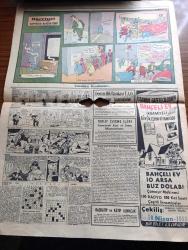 Hürriyet Gazetesi - Turkish Newspaper - 24 Şubat 1955 - başvekil Adnan Menderes ani olarak uçak ile bağdat'a hareket etti - Türkiye Irak müdafaa antlaşması - körler mektebine yerleştirilen Hüseyin Yalman'a hediye fotoğraf - Celal Bayar Lahorda fotoğraf - Yıldırım mahkemeleri kurulacak - Türkiye Irak antlaşması ve Amerika - Meclis Dahiliye Maliye ve Maarif bütçelerini müzakere ve kabul etti - Avrupa'da kış fotoğraf - Bir zelzele heyeti Çanakkale'ye gitti - arkadaşımız Ahmet ihsan'ın meslek hayatındaki 30. yılını hep beraber kutladık fotoğraf - İstanbul üniversitesi'nde boş 49 asistanlık var - Dedektif Nik'in maceraları çizgi roman - Gümrük ve İnhisarlar vekili Emin Kalafat'ın bir mektubu - İtalya'nın en meşhur karnavalı Gina Lollobrigida kağıttan heykeli geçiriliyor fotoğraf - hususi Dedektif bürosu kuruldu - Hürriyet haftanın karikatürü - İstanbul gazetecilerinin bahçeli ev ikramiyeli büyük eşya piyangosu - Fatoş karikatür - Güngörmüşler karikatür - Gökler hakimi Gordon karikatür