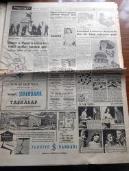 Hürriyet Gazetesi - Turkish Newspaper - 24 Temmuz 1957 - Osman Bölükbaşı Dün tahliye edildi - Osman Bölükbaşı Dün tahliye edildikten sonra Ankara merkez cezaevinin önünde kendisini karşılayanlar arasında fotoğraf - 5 yaşındaki Ayşegül Osman bölükbaşı'nın tahliye edileceğini rüyada görmüş - Keskin ağırcezası  Müddeiumumi Lütfü Sağlat aza Halil Özveren Reis Sırrı Kalaycıoğlu ve Aza Nihat Sağın Alp fotoğraf - Atatürk üniversitesinin temeli Dün Erzurum'da törenle atıldı - Reisicumhur Celal Bayar dün gümüş bir pala ile Erzurum'da Atatürk üniversitesinin temeline ilk harcını koyarken yanında Adnan Menderes fotoğraf - dahiliye vekili Namık Gedik dün halde fiyatları tetkik ederken - Türkiye Kıbrıs'ı Taksim tezinden dönmüyor - ikimizin erkeği yazan Vicki Baum Yazı Dizisi - Hürriyet şehitleri için tören yapıldı fotoğraf - Amerikalı iş adamları Ankara'da dün bir basın toplantısı yaptı fotoğraf  - Karagöz hokkabaz skeç elektrikli kukla Hakkı Molla - Beşiktaş İsveç'te - 19 Mayıs stadı açılıyor