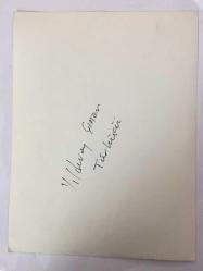 TÜRK HALK MÜZİĞİ SANATÇISI YILDIRAY ÇINAR'IN ORİJİNAL BÜYÜK BOY FOTOĞRAFI - 24 x 18 cm EBADINDA - YILDIRAY ÇINAR STÜDYODA MİKROFONA TÜRKÜ OKURKEN ÇEKİLMİŞ BİR KARE... ÖZEL ARŞİV