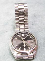 ViNTaGe SEİKO-5 Automatic KOL SAATİ.......SiYaH KaDRaN