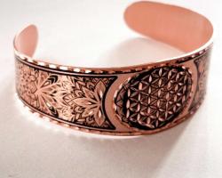 Yeni tasarım Bakır Kelekçe Bilezik , saf bakır bileklik bilezik. Ağzı açık, her bileğe uyar. Kararmaz.5 farklı model