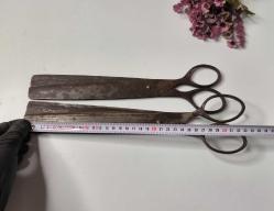 Antika Şeker Makası - Dövme Demir Makaslar - 2 Adet Makas - NAdir