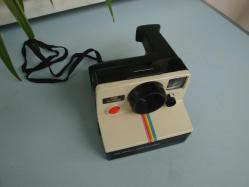 POLAROID LAND CAMERA - 1000 OneStep  ( FOTOĞRAFI ANINDA ÇIKARAN ) KOLEKSİYONLUK  NADİR MODEL FOTOĞRAF MAKİNESİ - Made U. K.