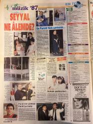 HAFTA SONU EXTRA GAZETESİ DOĞUM GÜNÜ HEDİYESİ  ( Turkish Newspaper ) - 10 NİSAN 1987  - TAM TAKIM 8 SAYFADIR -Seçil Heper-Belkıs Akkale-Semra Özal-Özer Akhisar-Leyla Sayar-Mahmut Tezcan-Gökben-Kumral-Gülsüm Hanım-Bayan Kamhi-Nerçigül Aksoy-Jale Ünal-Sema Mutlu-Hayri Ünal-Güler Mutlu-Turgut Özal-Süleyman Demirel-İnci Budak-Güneri Ağaoğlu-Erdoğan Eren-Hacı Sabancı-Ali Galip Dinçer-Hayva Kaplan-Erhan Güney-Yusuf Filibeli-Fikret Dönmez Seçil’i yakaladık-Hanımefendi’ye yağ var bal var-Bu kadroya neden nazar değmez-Sahnede Urfalı muhabbeti-Satış artıran türkücüler-Hurşen Güngöz-Zerrin Bilmen-Suzan Özüm-Rüla Haras-Barbara-Avni Koçartlı-Ruhi Koç-Esen Çiftçi-İlyer Çiftçi-Aliye Erenköy-Can Açıkgüller-Ayşe Üner-Hilmi Ercan-Yeşim Cantürk-Ertan Doğuer-Necati Aşoğlu-Tülay Yörgüç-Çetin Çalık-Ceyal Çalık-Sibel Doğruyol-Alay Çalık-Bülent Erdem-Bahaettin Erdem-Nihat Erkan-Şakir Baki-Bahaettin Balcı-Ferdi Tayfur-Seyyal Taner-Gülşen Bubikoğlu-Nur Sürer-Hüseyin Altın-Hülya Avşar-Samime Sanay-Mehmet Akarca-