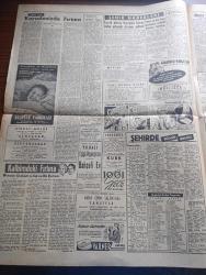 Hürriyet Gazetesi - Turkish Newspaper - 8 Aralık 1957 - Atina'ya göre İstanbul rumları baskı altında - polislere vitamin hapları verilmesine başlanmıştır fotoğraf - uçak biletleri ile döviz kaçakçılığı - Mebuslara maaş kesmek cezası - defileli çay fotoğraf - Kıbrıs'ta 3 Türk'ün öldürüldüğü cinayet kapatılmak isteniyor - daktilo ve sekreter kursları kış devresi mezunları fotoğraf - Robert kolej üniversite mi oluyor - Terkos'ta arıza şehre su nöbetle verilecek - Tepebaşı'nda yapılacak yeraltı garajı maketi - Mardin ve Nusaybin'de Petrol sondajı başlıyor - Torik akını her gün biraz daha artarak devam ediyor - Lale filmin sayın sinema severlere yeni yıl hediyesi işte altın liste - Türkiye Belçika Milli Futbol Maçı fotoğraf - bugünkü milli maç için takım kaptanı Turgay Şeren ve Lefter Küçükandonyadis ne dediler - Galatasaray Vasteras takımıyla çarşamba günü karşılaşıyor - Davis kupası'nda Amerika filipin'i yendi - Gökler hakimi Gordon karikatür - Fatoş Renkli Karikatür