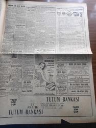 Hürriyet Gazetesi - Turkish Newspaper - 8 Aralık 1957 - Atina'ya göre İstanbul rumları baskı altında - polislere vitamin hapları verilmesine başlanmıştır fotoğraf - uçak biletleri ile döviz kaçakçılığı - Mebuslara maaş kesmek cezası - defileli çay fotoğraf - Kıbrıs'ta 3 Türk'ün öldürüldüğü cinayet kapatılmak isteniyor - daktilo ve sekreter kursları kış devresi mezunları fotoğraf - Robert kolej üniversite mi oluyor - Terkos'ta arıza şehre su nöbetle verilecek - Tepebaşı'nda yapılacak yeraltı garajı maketi - Mardin ve Nusaybin'de Petrol sondajı başlıyor - Torik akını her gün biraz daha artarak devam ediyor - Lale filmin sayın sinema severlere yeni yıl hediyesi işte altın liste - Türkiye Belçika Milli Futbol Maçı fotoğraf - bugünkü milli maç için takım kaptanı Turgay Şeren ve Lefter Küçükandonyadis ne dediler - Galatasaray Vasteras takımıyla çarşamba günü karşılaşıyor - Davis kupası'nda Amerika filipin'i yendi - Gökler hakimi Gordon karikatür - Fatoş Renkli Karikatür