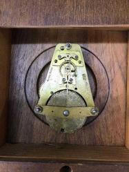 Antika Ahaşap Kasa Anahtar Kurmalı Nacar Duvar Saati