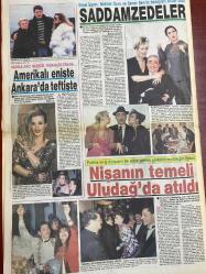 HAFTA SONU EKSTRA GAZETESİ DOĞUM GÜNÜ HEDİYESİ  ( Turkish Newspaper ) - 18 OCAK 1991 - TAM TAKIM 8 SAYFADIR -Yıldız Adan-Ahmet Mavinin-Nilüfer-Erdinç Bey-Nilüfer Moral-Belial Haytan-Seda Sayan-Sinan Engin-Osman Paris-Türkan Şoray-Kenan Koçyiğit-Mister T-Perran Pito-Nazife Çabuk-Sibel Gören-Gülümser Okan-Mahmut Atay-Sevil Gören-Meral Batol-İpek Güler-Asuman Danışkan-Gülay Ügünlü-Herman Bayraktar-Ali Şahbaz-Nadide Yusufoğlu-Sema Birlik-Sezin Atay-Mahmut Atay-Fatma Tufan-Turan Tufan-Turgay Elmas-Dilek Elmas-Gülümser Muciloğlu-Can Koyaoğlu-Ülkü Kimnaz-Selin Özkaya-Tulin Demirgen-Erdogan Demirgen-Emel Balcı-Leda Erbakkal-Tugrul Selçuk-Emine Selçuk-Fahri Telci-Özlem Çibik Karısını benimle beni arkadaşımla boynuzladı-Akıl hocası babası-Orkide yerine kurşun-Yuvayı dişi kuş yapıyor-Cimbomlu Erhan’ın huzur üçgeni-Bizim Evliya Çelebiler-Helal sana-Assolist Türkan’ın boş masaları-Sosyetik zirve-Tülay Karatasal-Süha Mitel-Bül Özman-Yavuz Mitel-Nalan Ögül-Tufan Ögül-Ekayi Tuna-Mehmet Tuna-Melda Tuna