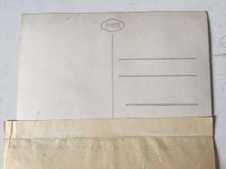 ATATÜRK'ÜN 24 TEMMUZ 1933 TARİHİNDE KARAMÜRSEL'DE BİR KAHVEHANEDE İÇTİĞİ KAHVENİN FİNCANININ CAMLI ÇERÇEVE İÇİNDE ASILI OLDUĞU DUVARIN 1970'LERDE ÇEKİLMİŞ ORİJİNAL AJANS-BASIN FOTOĞRAFI - 14 x 9 cm EBADINDA - FOTO: ERDAL ÖZMEN, GÖLCÜK