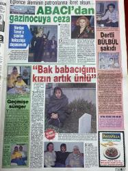 HAFTA SONU EXTRA GAZETESİ DOĞUM GÜNÜ HEDİYESİ  ( Turkish Newspaper ) - 11 MART 1993 - TAM TAKIM 16 SAYFADIR -İhsan Yalçın-Belinda-Güney Yalçın-Halil Ergün-Zerrin Özer-Akın Akıncı-Mahir Özmen-Sarah Ferguson-Prens Andrew-Peter Kirsl-Ornella Muti-Franco Cittadini-Ramiz Dağlı-Metin Özkul-Eda Özkul-Aydın Esen-Erkal Zenger-Ahmet Karaca-Nurdan Torun-Müjde Ar-Ebru Gündeş-Yunus Bülbül-Sazer Güvenir-Hayriye Koyun-Fatoş Koyun Telefonda cinsel keyif-İhsan Yalçın’dan yeni bir çapkınlık daha-Dansözle tele aşk-Başkan Bey’in ilk cinsel keyif sabıkası-Bayan Yalçın’dan destek-Gizlenen sahneler-Sarı tebessüm-Evli kadın genç sevgili-Zerrin’in verilmiş sadakası varmış-Camgöz başkan-Haline şükrediyor-Fettan Sarah’ın oyunu-Ornella uyuyor mu-Ve hanedanı soydular-Eastwood’un gençlik sırrı-Porno TV patroniçesi-Özkülüler’in büyük oyunu-Protest müziğin sessiz savaşçısı-Yasa yolda kasetler depoda-Eurosion gerçeği-Başkent’te günün konusu-Azerbaycan’dan gelen cariye-İtirafçıya ölüm tehdidi-Abacı’dan gazinocuya ceza-