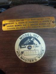 HIS MASTERS VOICE ÖZEL ÜRETİM KUTU