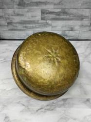 Antika Göbek Çiçek Kabartmalı Pirinç Hamam Tası