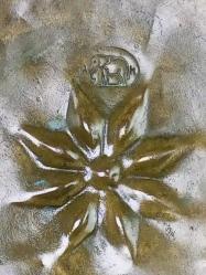 Antika Göbek Çiçek Kabartmalı Pirinç Hamam Tası