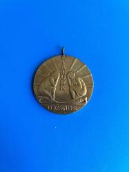 10 KASIM 1938 ATATÜRK KURTARDIĞIN TÜRK KADINI SANA BAĞLILIĞINI SUNAR MADALYONU