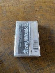 CHANTAL - KREVIAZUK - UNDER THESE ROCKS AND STONES - KASET (JELATİNİNDE)