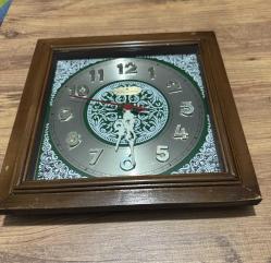 VİNTAGE JUNGHANS METAL GÖVDE AHŞAP ÇERÇEVELİ DUVAR SAATİ ÇALIŞIR DURUMDA  27x27 cm