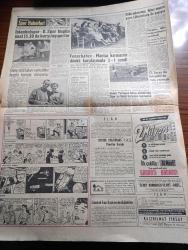 Hürriyet Gazetesi - Turkish Newspaper - 12 Mart 1958 - Türkiye Arap cumhuriyetini resmen tanıdı - Üsküdar vapuru faciası için 2 mahkeme kararı çıktı - batık geminin denizden çıkan bütün parçalarını ihtiyati haciz konuyor - Üsküdar'a vurulan sapanlardan ikisi dün fırtına yüzünden koptu - lodos'a rağmen Üsküdar vapuru çıkarma faaliyetine ara verilmedi - 16 aylık Cem detroit'ten Türkiye'ye mi kaçırıldı -  Zapiyon Rum kız lisesinde neler dönüyor - Ege Üniversitesi rektörü Muhittin Erel seçildi - İstanbul'da bugün bu gece sinema tiyatro programı - Turgut Reis yazan Feridun Fazıl Tülbentçi Yazı Dizisi - İki şöhretle bir konuşma Brigitte Bardot ile Françoise Sagan'ın cevapları - Fenerbahçe Manisa karmasını dünkü karşılaşmada 3-1 yendi - Manisalı Hanımlar maçı ayrı yerde izlediler fotoğraf - İstanbulspor Beyoğluspor bugün saat 15.30'da karşılaşıyor - Galatasaray da Eskişehir'de maç yapacak - Galatasaray kaptanı Turgay Şeren dün mukavelesini yeniledi - Çanakkale kupası'nın maçlarının protokolu