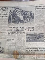 Hürriyet Gazetesi - Turkish Newspaper - 12 Mart 1958 - Türkiye Arap cumhuriyetini resmen tanıdı - Üsküdar vapuru faciası için 2 mahkeme kararı çıktı - batık geminin denizden çıkan bütün parçalarını ihtiyati haciz konuyor - Üsküdar'a vurulan sapanlardan ikisi dün fırtına yüzünden koptu - lodos'a rağmen Üsküdar vapuru çıkarma faaliyetine ara verilmedi - 16 aylık Cem detroit'ten Türkiye'ye mi kaçırıldı -  Zapiyon Rum kız lisesinde neler dönüyor - Ege Üniversitesi rektörü Muhittin Erel seçildi - İstanbul'da bugün bu gece sinema tiyatro programı - Turgut Reis yazan Feridun Fazıl Tülbentçi Yazı Dizisi - İki şöhretle bir konuşma Brigitte Bardot ile Françoise Sagan'ın cevapları - Fenerbahçe Manisa karmasını dünkü karşılaşmada 3-1 yendi - Manisalı Hanımlar maçı ayrı yerde izlediler fotoğraf - İstanbulspor Beyoğluspor bugün saat 15.30'da karşılaşıyor - Galatasaray da Eskişehir'de maç yapacak - Galatasaray kaptanı Turgay Şeren dün mukavelesini yeniledi - Çanakkale kupası'nın maçlarının protokolu