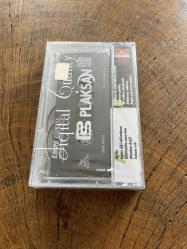 EMRE GÜLKAYA - AŞİFTE / KİLİTLENDİM SANA BEN - KASET (JELATİNİNDE)