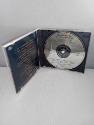 Cd Michael Bolton time love & tenderness albümü. Orijinal 1991 Amerikan baskı. Disk 10 üzerinden 9.5 temiz sorunsuz çalışıyor koleksiyonluk