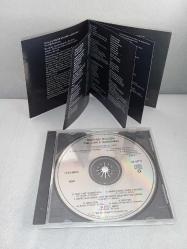 Cd Michael Bolton time love & tenderness albümü. Orijinal 1991 Amerikan baskı. Disk 10 üzerinden 9.5 temiz sorunsuz çalışıyor koleksiyonluk