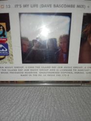 Cd Bonjovi Bon Jovi Crush albümü. Orijinal 2000 Avrupa baskı. Dinlemeyi etkilemeyen çizikler var. sorunsuz çalışıyor koleksiyonluk