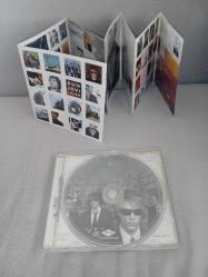 Cd Bonjovi Bon Jovi Crush albümü. Orijinal 2000 Avrupa baskı. Dinlemeyi etkilemeyen çizikler var. sorunsuz çalışıyor koleksiyonluk