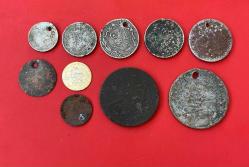 10 adet Osmanlı Dönemine ait haliyele düşük kondisyon paralar ve penezler