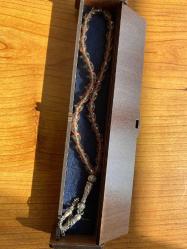 Gün içinde renk değiştiren tesbih. Ahşap Kutusunda Çok Özel