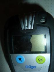 DRAGER PAC 8000 GAZ ALGILAMA CİHAZI EKRAN KIRIK ÇALIŞMADI PİL BİTMİŞ OLABİLİLİR YEDEK PARÇALIK ŞARJ ALETİ YOK