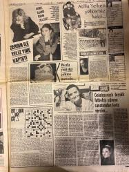 ŞEY HAFTALIK MAGAZİN GAZETESİ DOĞUM GÜNÜ HEDİYESİ  ( Turkish Newspaper ) - 30 AĞUSTOS 1982 - TAM TAKIM 12 SAYFADIR -Barış manço-Yüksel Uzel-Ahmet Özhan-Savaş eşici-Kadir İnanır-Ahu Tuğba-Emel Sayın-Bedia Akartürk-Senay Düdek-İbrahim Tatlıses-Samime Sanay-Sezen Aksu-Belkıs Akkale-Necla Nazır-Mine Koşan-Müjde Ar-Müjdat Gezen-Perran Kutman-Mehtap Ar-A. Rıza Gündoğdu-Hülya Süer-Zerrin Özer-Seyyal Taner-Arif Şentürk-Funda Akarı-Uğur Böcekleri-Hüsamettin Subaşı-Seyhan Tutu-Nur Yoldaş-Mahmut Tuncer-Azra Balkan-Işıl Yücesoy-Enis Fosforoğlu-Nurhan Damcıoğlu-Balarısı Özdemir-İlhan Daner-Osman Yağmurdereli-Tolga Han-Sevda Ferdağ-Atilla Yelken-Zerrin-Nil Burak-Sibel Egemen-Neşe Karaböcek-Ümit Besen-Erkin Koray-Sevil Büdeü-Seda-Rıfat Ababay-Kainat Barkan Pajonk Oooo Bu ne aşk-Sanat diye diye-Kadir İnanır’ın başını döndüren sahneler-Batı müziğinde ben de varım-Fuar öncesi son cümbüş-Bu kadınlar Türk halk müziğine yakışmıyor-Hüzünlü nikah-Aşk gemisinde ikinci balayı-Ajda Pekkan-Sevda Ferdağ