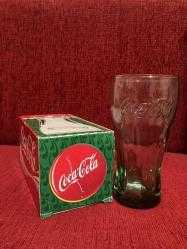 KOLEKSİYONŞUK KUTUSUNDA COCA COLA BARDAĞI