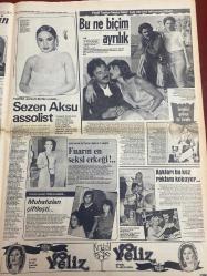 ŞEY HAFTALIK MAGAZİN GAZETESİ DOĞUM GÜNÜ HEDİYESİ  ( Turkish Newspaper ) - 6 EYLÜL 1982 - TAM TAKIM 12 SAYFADIR - Şarkı sözü yarışması sonuçlandı-Orhan Gencebay-Ahmet Selçuk İlkan-Coşkun Sabah-Cengiz Tekin-Ayhan Göncer-Semra İnanç-Eıfat Ababay-Şakir Eczacıbaşı-Hüner Coşkuner-Gülden Karaböcek-Serpil Çakmaklı-Kadir İnanır-Filiz Akın-Sevim Emre-Orhan Gencebay-Fatma Girik-Günay Girik-Ajda Pekkan-Nükhet Duru-Coşkun Göğen-Ferdi Tayfur-Necla Nazır-Huysuz Virjin-Nazan Şoray-Mine Mutlu-Güzide Kasacı Karaböcek ailesinin yüzkarası-Gülden Karaböcek şimdi de bu şoförle basıldı-Oğlumuzu kirli aşkına alet etti-Öfkeli koca kin kusuyor-Etme bulma dünyası-Aşka doymayan Serpil Çakmaklı-Ölmeden önce çılgınca sevişti-Korkmayın Kadir İnanır yaşıyor-Bu yatırım kime?-Nikah yine ertelendi-Oh nihayet sıra kardeşine geldi-Ajda ablalarıyla küçükler bayram yaptı-Nükhet Duru kaçtı-Ayıp ettin Coşkun-Bir zamanlar kartaldı-Fuarın gediklisi-Özal’dan sonra Barış da Kuveyt yolcusu-Bayan Sultan-ı Yegah sınıfta kaldı-Sezen