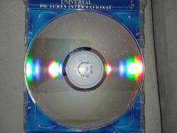 Vcd Barbie Adalar Prensesi. Orijinal. Universal / TİGLON. Türkçe dublaj. 2 Disk. Çalışmasını etkilemeyen çizikler var. Sorunsuz çalışıyor. koleksiyonluk