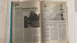 2000 İKİBİN’E DOĞRU AKTÜALİTE DERGİSİ – SAYI 53 – 24 ARALIK 1989 – 64 SAYFA DENİZ GEZMİŞ’İN EYLEM ÇİZGİSİ – EMNİYET’TE ARDALI RAHATSIZLIĞI – 2000’E DOĞRU MACARİSTAN VE DOĞU ALMANYA’DA – MİLİTANLIK VE KİTLE ÇİZGİSİ – DENİZ GEZMİŞ’İN ASKERLİK MEKTUBU – DENİZ GEZMİŞ’İN MAHKEME SAVUNMASI – DENİZ GEZMİŞ’İN İDAM KARARI – DENİZ GEZMİŞ’İN SON MEKTUBU – DENİZ GEZMİŞ’İN SON GÖRÜŞMESİ – DENİZ GEZMİŞ’İN SON GÜNÜ – DENİZ GEZMİŞ’İN SON SÖZÜ – DENİZ GEZMİŞ’İN MEZARI – DENİZ GEZMİŞ’İN FOTOĞRAFLARI – TÜRKİYE’DE EMNİYET MÜDÜRÜ ARDALI’NIN İSTİFASI – DÜZEN PARTİLERİNE ELEŞTİRİLER – İŞÇİLERİN SENDİKAL HAKLARI – DÜNYADA SOSYALİST DÖNÜŞÜMLER – MACARİSTAN’DA YENİ DÖNEM – DOĞU ALMANYA’DA HALK HAREKETİ – URFA MÜZESİ’NDE TARİHİ ESERLER – TARİHİ DEĞERLERİN KORUNMASI – BİZANS’TAN KALMA KÜLTÜREL MİRAS – KADINLARIN SİYASİ MÜCADELESİ – KADINLARIN SENDİKAL ÖRGÜTLENMESİ – KADINLARIN GÜNLÜK YAŞAMI – TARİH VE GİZEMLİLİK – ESKİDEN KALMA KARİKATÜRLER – KAPAK – BAŞYAZI – KÜLTÜR-SANAT – İŞÇİ-SENDİKA – DÜNYA – KADIN – TÜRKİYE