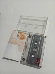 MADONNA - SOMETHING TO REMEMBER - KASET