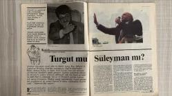 2000 İKİBİN’E DOĞRU AKTÜALİTE DERGİSİ – SAYI 22 – 31 MAYIS–6 HAZİRAN 1992 – 64 SAYFA TURGUT MU SÜLEYMAN MI? – DEMİREL’İN 1960 SORGUSU: “DYP’Yİ VE MENDERES’İ CESARETLE SAVUNDU” – GORBAÇOV REFORMLARI DOĞU AVRUPA’DA NASIL YANKILANDI? – TRABZON LİSESİ’NİN 100. YILI – ASIRLIK LİSE İSYAN YARATTI – DÜZEN PARTİLERİNE GÜVEN SIFIR – SİYASETTE YENİ ARAYIŞLAR – LİDERLİKTE YORGUNLUK – SEÇMENİN TERCİHİ DEĞİŞİYOR – EĞİTİMDE EŞİTSİZLİK – KÜLTÜRDE KİMLİK ARAYIŞI – SPORDA KADININ YÜKSELİŞİ – TARİHTE LİDERLİK KAVGALARI – SAĞLIKTA SİSTEM KRİZİ – EKONOMİDE GÜVEN BUNALIMI – BİLİMDE YENİ UFUKLAR – ÇOCUKLARDA EĞİTİM HAKKI – KADININ TOPLUMDAKİ YERİ – ÇEVREDE YIKIM VE DİRENİŞ – DÜNYADA YENİ DENGELER – YAZI İŞLERİ – MEKTUPLAR – GÖRÜŞLER – HABER – SÖYLEŞİLER – DOSYA – YORUM – EĞİTİM – BİLİM-TEKNİK – KÜLTÜR-SANAT – SPOR – EKOLOJİ – TARİH – DÜNYA – EKONOMİ – SAĞLIK – KADIN – ÇOCUK  TURGUT ÖZAL – SÜLEYMAN DEMİREL – ADNAN MENDERES – DOĞU PERİNÇEK – SONER YALÇIN – SEMİH POROY – CEMAL SÜREYA – NECATİ CUMALI – MELİH CEV