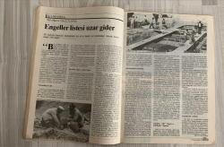 2000 İKİBİN’E DOĞRU AKTÜALİTE DERGİSİ – SAYI 22 – 31 MAYIS–6 HAZİRAN 1992 – 64 SAYFA TURGUT MU SÜLEYMAN MI? – DEMİREL’İN 1960 SORGUSU: “DYP’Yİ VE MENDERES’İ CESARETLE SAVUNDU” – GORBAÇOV REFORMLARI DOĞU AVRUPA’DA NASIL YANKILANDI? – TRABZON LİSESİ’NİN 100. YILI – ASIRLIK LİSE İSYAN YARATTI – DÜZEN PARTİLERİNE GÜVEN SIFIR – SİYASETTE YENİ ARAYIŞLAR – LİDERLİKTE YORGUNLUK – SEÇMENİN TERCİHİ DEĞİŞİYOR – EĞİTİMDE EŞİTSİZLİK – KÜLTÜRDE KİMLİK ARAYIŞI – SPORDA KADININ YÜKSELİŞİ – TARİHTE LİDERLİK KAVGALARI – SAĞLIKTA SİSTEM KRİZİ – EKONOMİDE GÜVEN BUNALIMI – BİLİMDE YENİ UFUKLAR – ÇOCUKLARDA EĞİTİM HAKKI – KADININ TOPLUMDAKİ YERİ – ÇEVREDE YIKIM VE DİRENİŞ – DÜNYADA YENİ DENGELER – YAZI İŞLERİ – MEKTUPLAR – GÖRÜŞLER – HABER – SÖYLEŞİLER – DOSYA – YORUM – EĞİTİM – BİLİM-TEKNİK – KÜLTÜR-SANAT – SPOR – EKOLOJİ – TARİH – DÜNYA – EKONOMİ – SAĞLIK – KADIN – ÇOCUK  TURGUT ÖZAL – SÜLEYMAN DEMİREL – ADNAN MENDERES – DOĞU PERİNÇEK – SONER YALÇIN – SEMİH POROY – CEMAL SÜREYA – NECATİ CUMALI – MELİH CEV