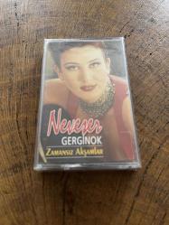 NEVESER GERGİNOK - ZAMANSIZ AKŞAMLAR - KASET (JELATİNİNDE)