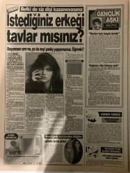 BUGÜN 2 GAZETESİ - 30 MAYIS 1991 - TAM TAKIM 8 SAYFADIR -Muzaffer Tezel-Ufuk Türkyılmaz-Mehmet Kalay-Havva Kalay-Necati Kul-Medyum Memiş-Mesut Yılmaz-Bülent Ecevit-Semra Özal-Şükrü Özer-Mustafa Yılmaz-İlhami Tekin-Hülya Şimşek-Yılmaz Korkmaz-Nazlı Uğur-Vampir Damat-Dursun-Çılgın Polis-Kiraya 50 bin lira zam yapan evsahibini öldürdü-Beylik tabancasını çeken çılgın polis 3 kişiyi de ağır yaraladı-Beylik tabancanızı suçluya çevirin-Kehanet-Medyum Memiş sihirli suda geleceği gördü-6 yaşındaki kıza bekaret testi-Polis şefi komşu kadına pencereden cop gösterdi-14 yaşında tecavüze uğradı-Keçi Krizi-Keçiye tecavüz gerginliği-Keçi davası-Ölüye keman konseri-Namlu ensemdeydi-Çifte Bela-Çocuğunuza aşırı ilgi göstermeyin-Top kazanan talihli okurumuzu açıklıyoruz-Gülmece Güldürmece-Bizim Bakkal-Suat Yalaz-Mustafa Eremektar-Peppino Don-En ilgi